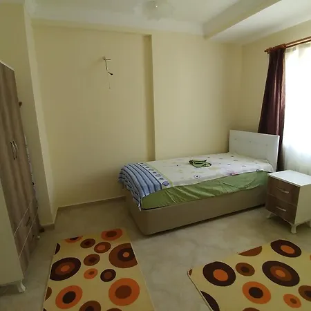 Oasis Villalari *